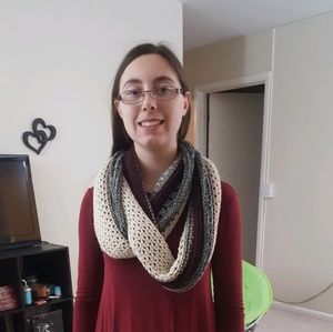 Meet your Posher, Kelli